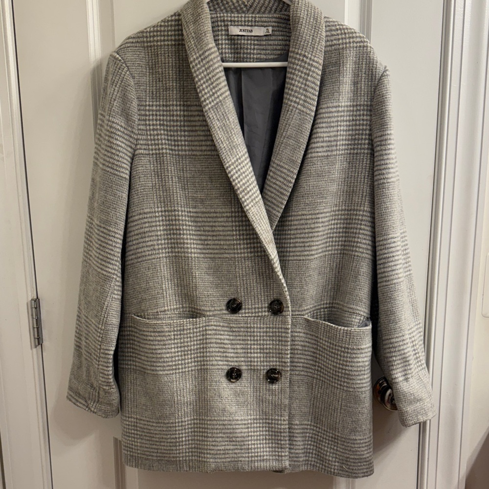 Gray Plaid Double-Breasted Blazer